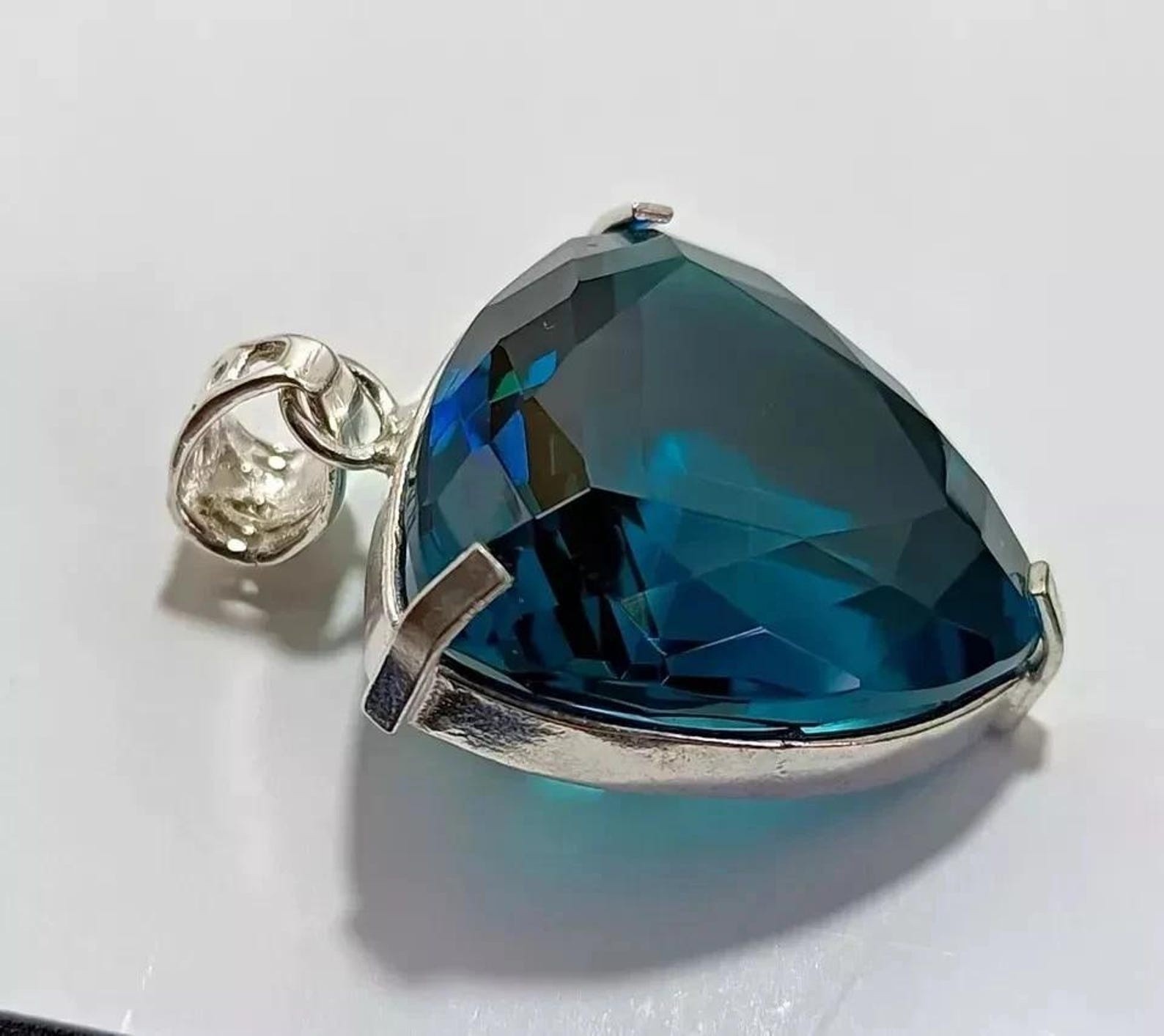 90.40 Ct Trillion Cut Blue Natural Topaz 925 Solid Silver Pendant Loose Gemstone