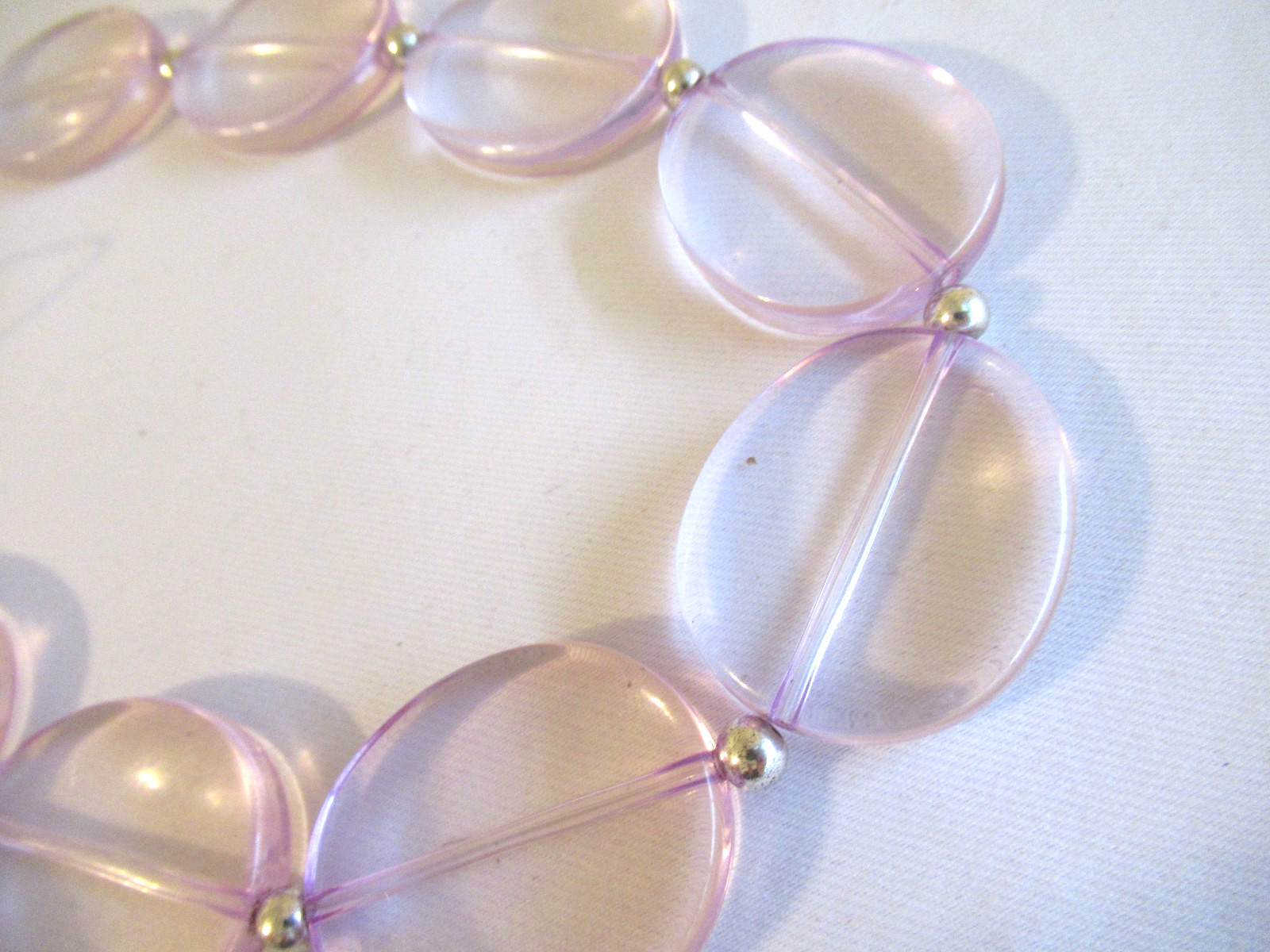 Light Purple Clear Acrylic Collar Necklace 16 IN