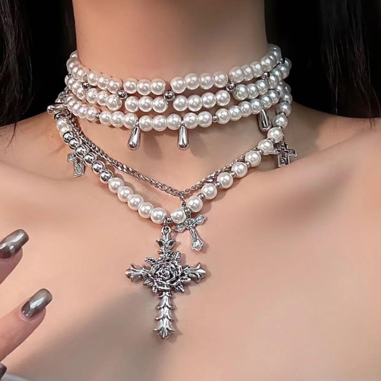 Fashion-Forward Gothic Pearl Necklace with Adjustable Length – For Individuality