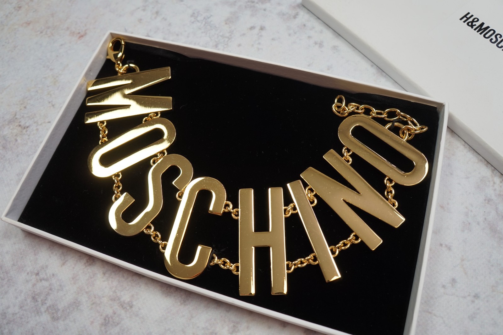H&M Moschino H&Moschino Collaboration Necklace Choker Gold