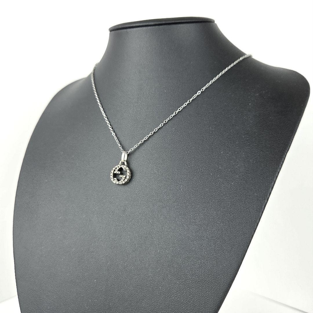 Excellent Gucci Interlocking Arabesque Necklace GG Marmont Smoked