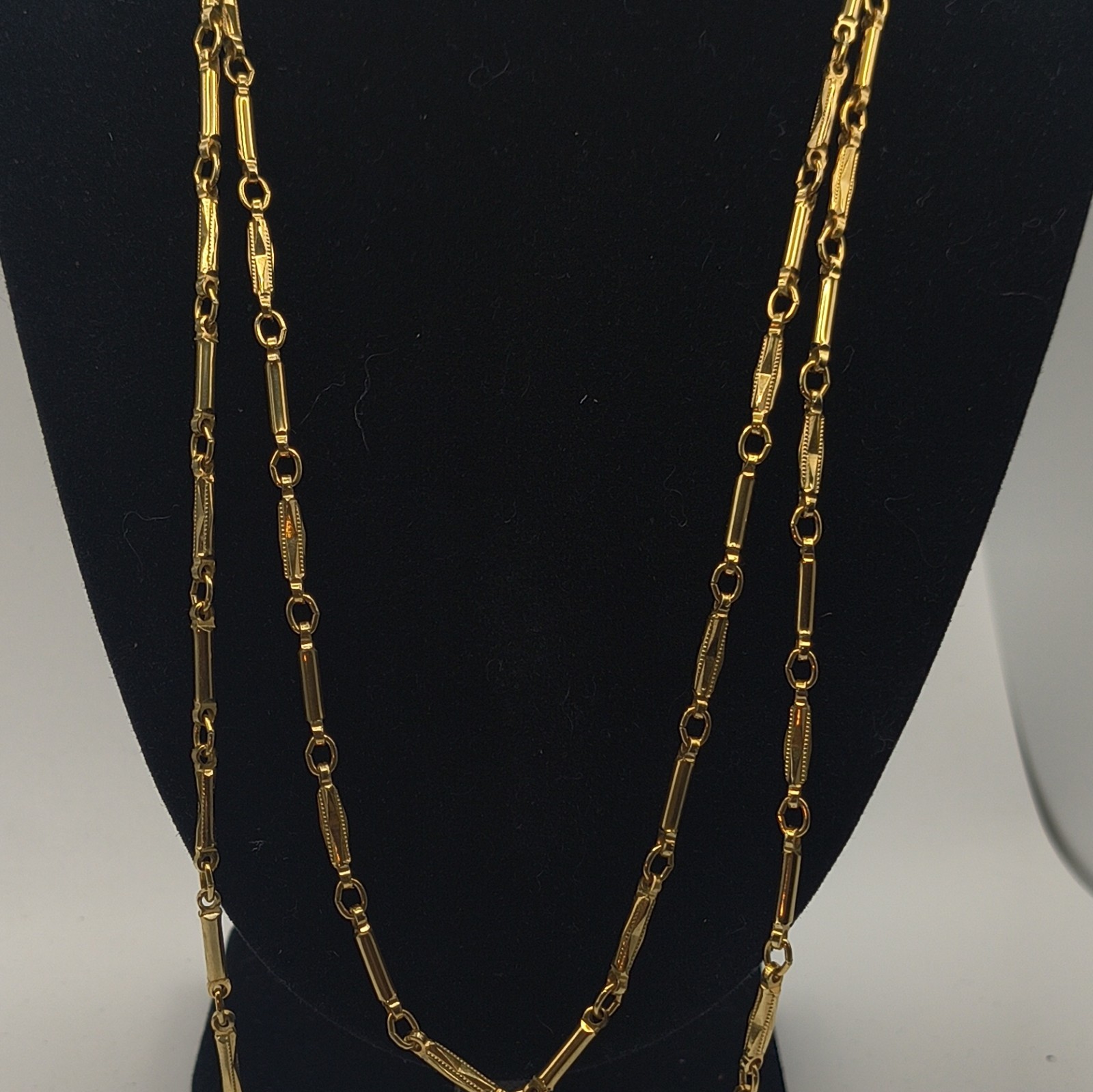 Gold Tone Bar Link Chain Necklace No Stone Spring Ring Clasp Heavy Made Nicely