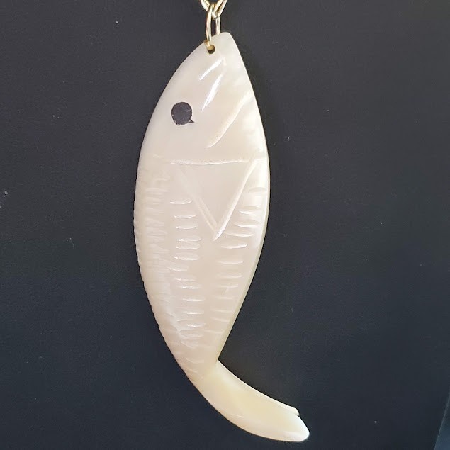 Carved Shell Fish Pendant Necklace Silver Tone Chain White Coastal Boho