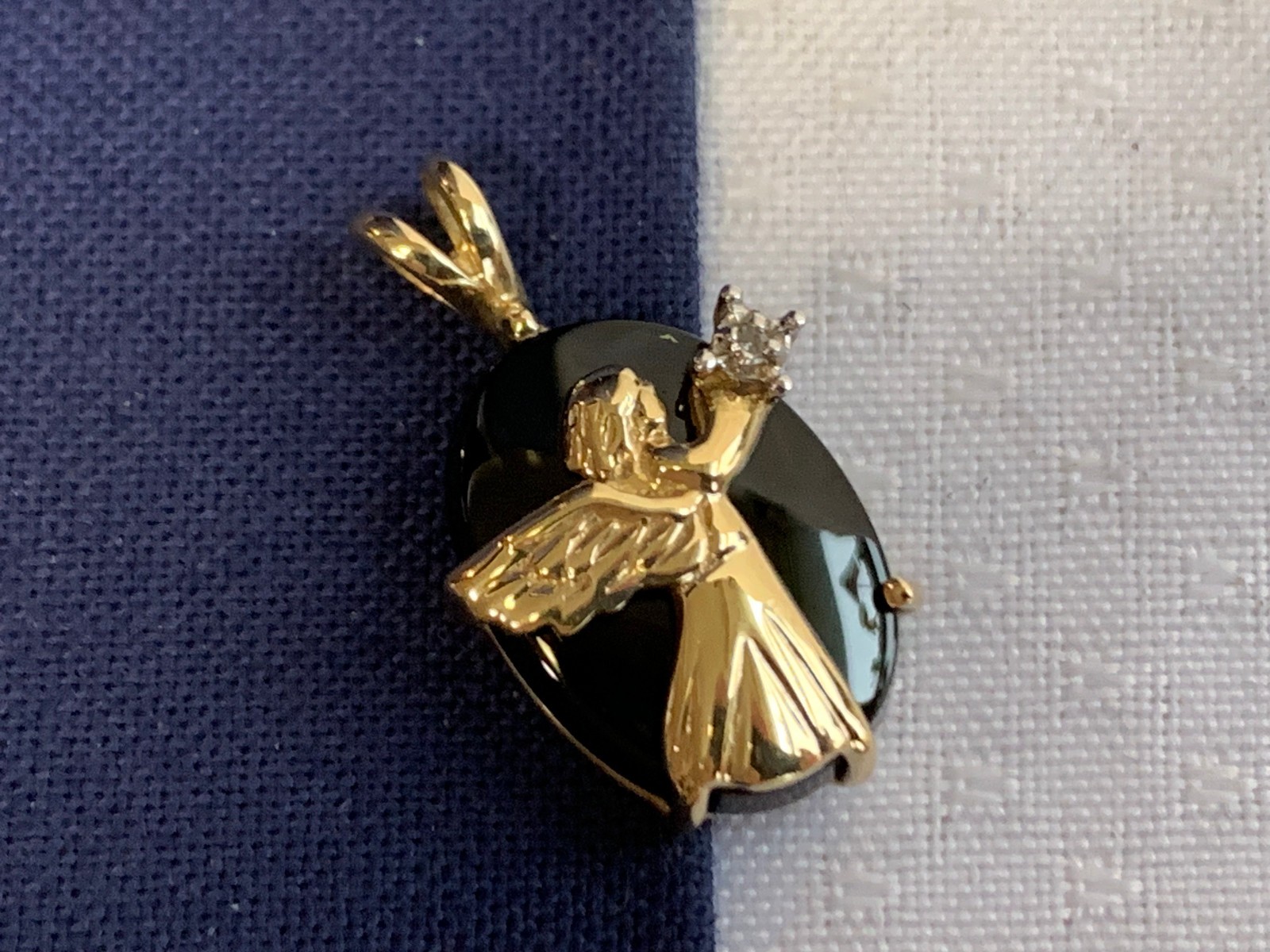 10K Yellow Gold Angel Pendant 1.67g Fine Jewelry Onyx Look Charm *READ*
