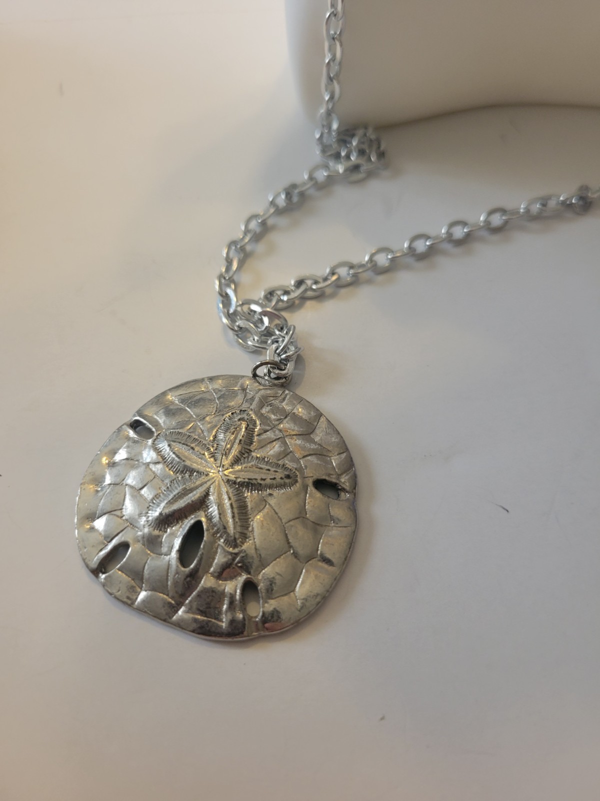 Vtg Sand Dollar Starfish Necklace Silver Tone Long Chain 16″ Beach Coastal