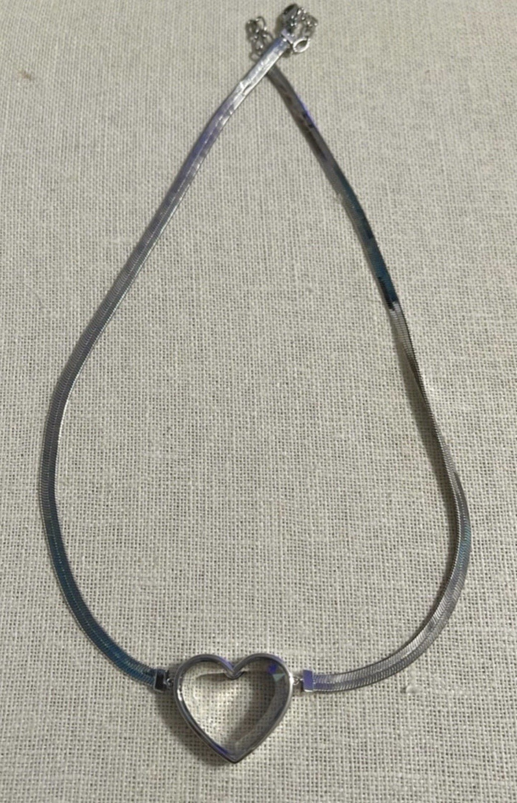 Origami Owl silver prism heart locket on 16″ to 18″ herringbone chain LK1158