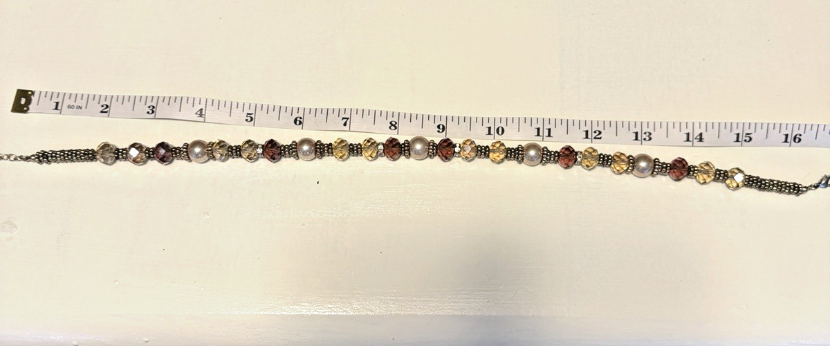 17”-20” Unbranded Faux Pearl Purple/Clear Beaded Gold Tone Necklace