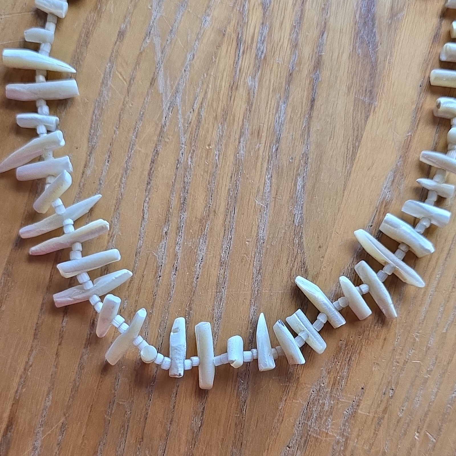 White Shell Chip Beaded Necklace White Shell Bead Chain Spring Ring Clasp