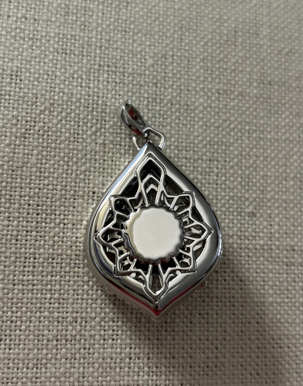 Origami Owl LK1081 Mint Green Moroccan Hinge Locket w/02 Jewelry Bag “New”