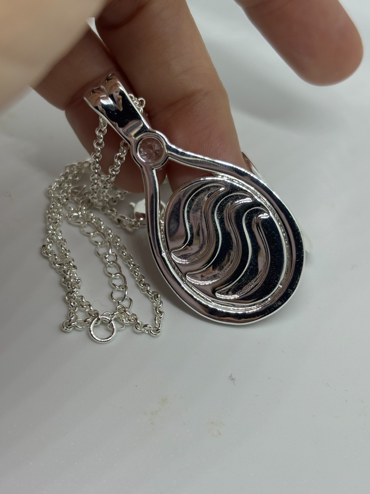 Silverplated H2O Just Add Water Mako Mermaids Necklace Pendant Locket Charm 16″