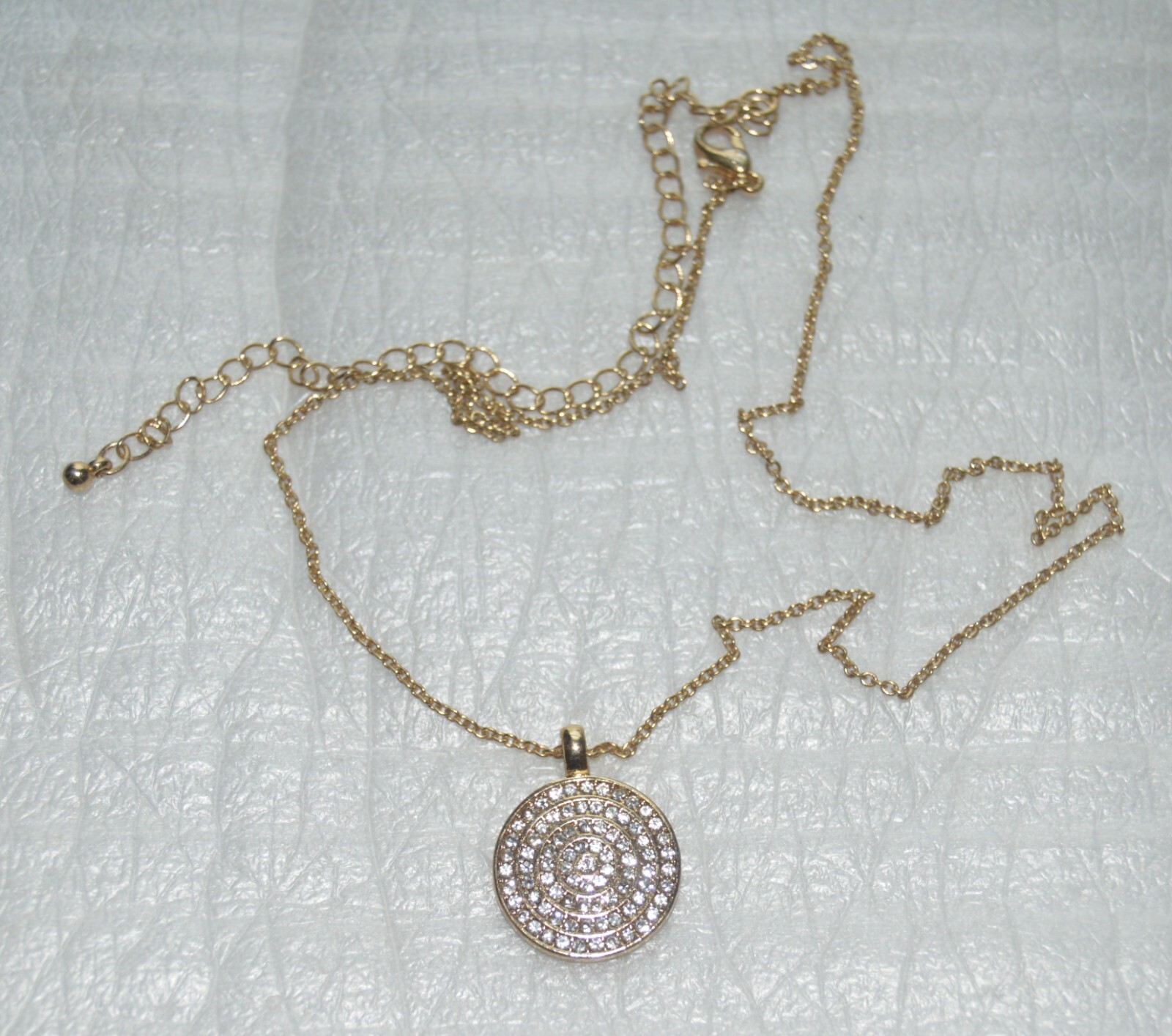Round Pendant with Clear Settings Gold Tone Necklace 15+ in., Jewelry