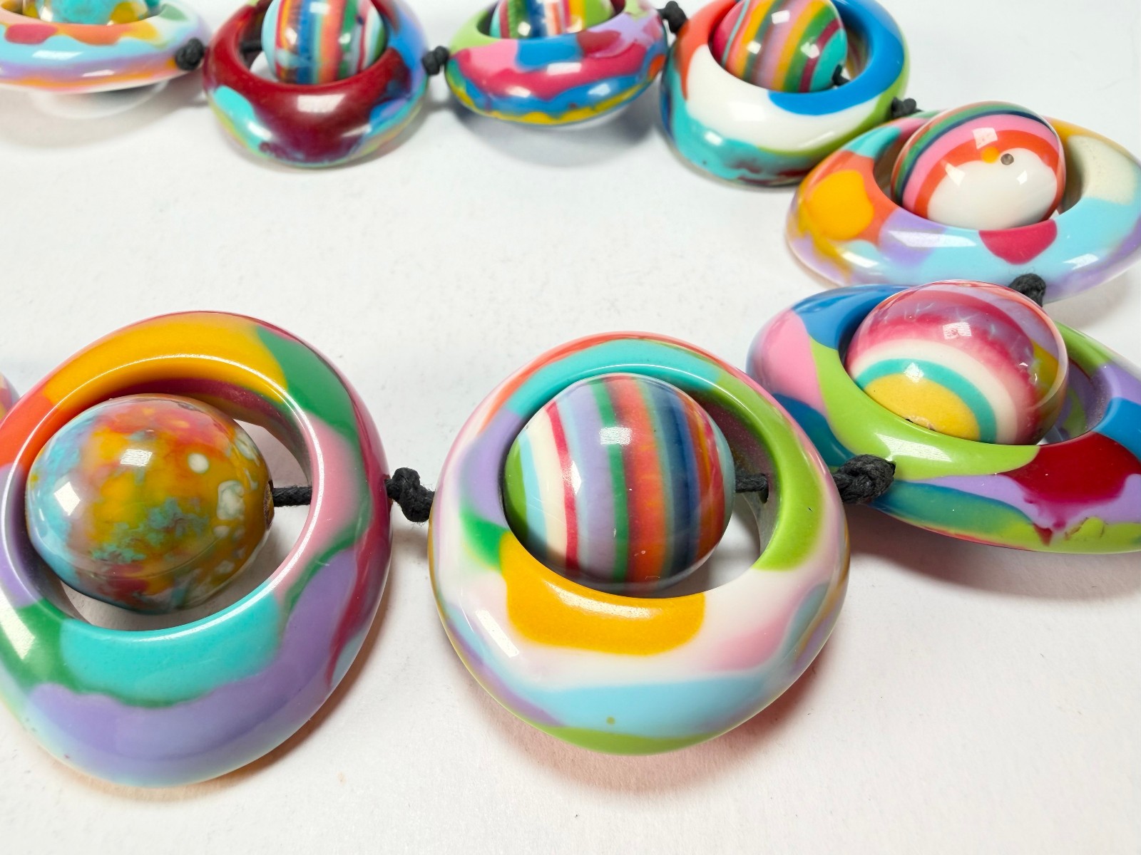 Jackie Brazil “Saturn” Kandinsky Disc & Ball On String Short 50cm Necklace