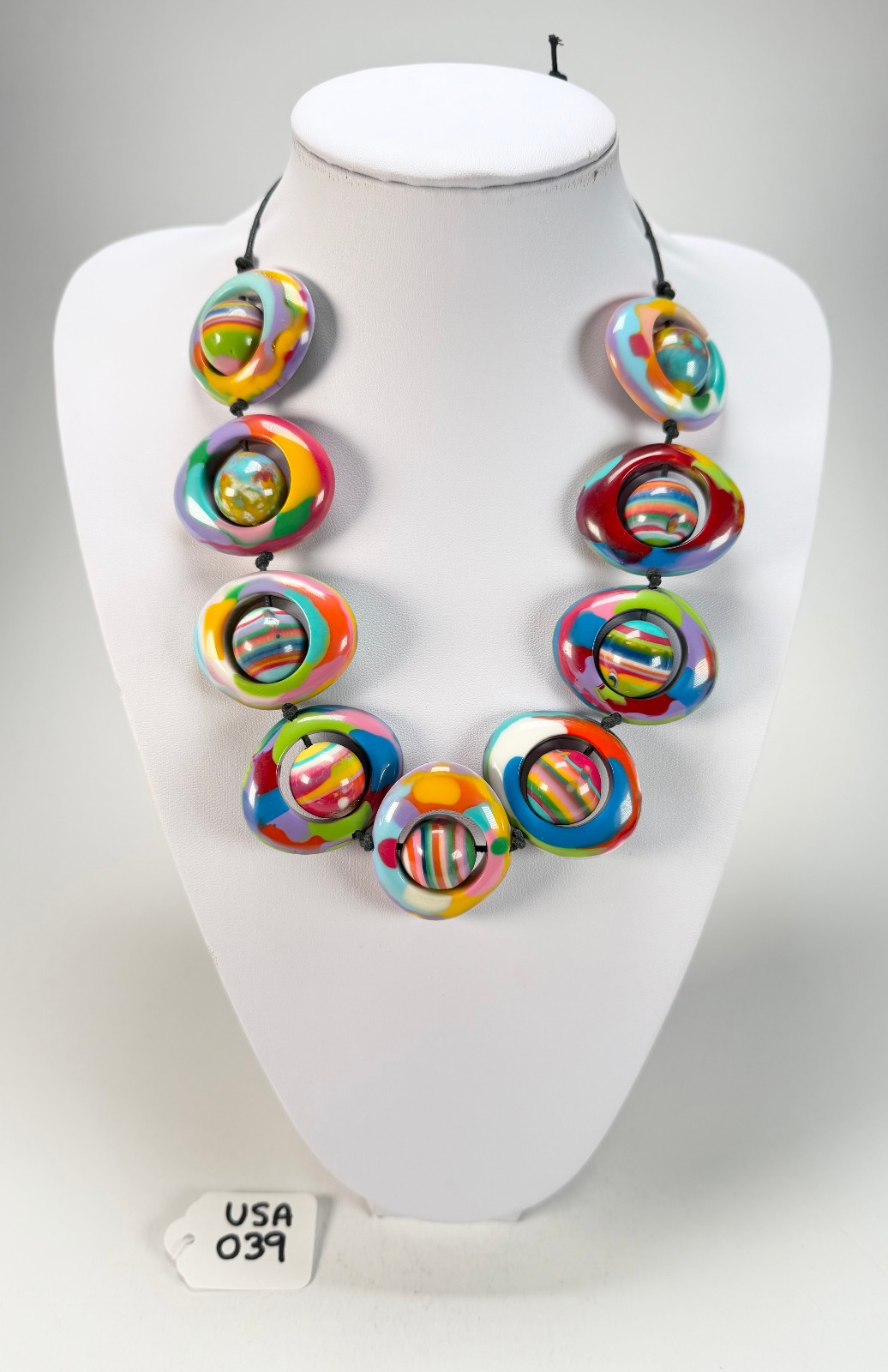 Jackie Brazil “Saturn” Kandinsky Disc & Ball On String Short 50cm Necklace