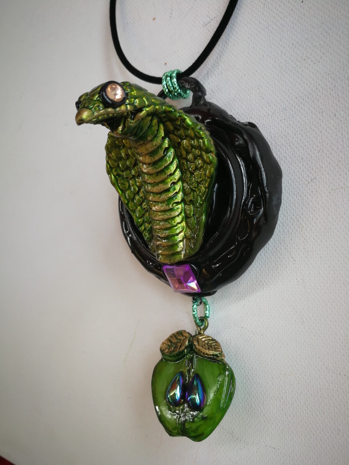 Magic Talisman Jewelry Necklace Amulet Pendant Snake Apple Paradise Luxury Jewel