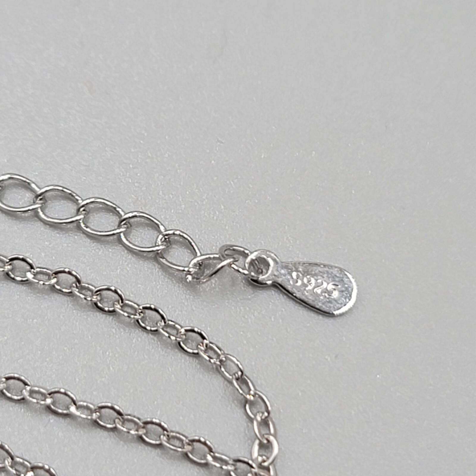I LOVE YOU in 100 languages Heart Pendant Necklace Valentines Day Silver tone