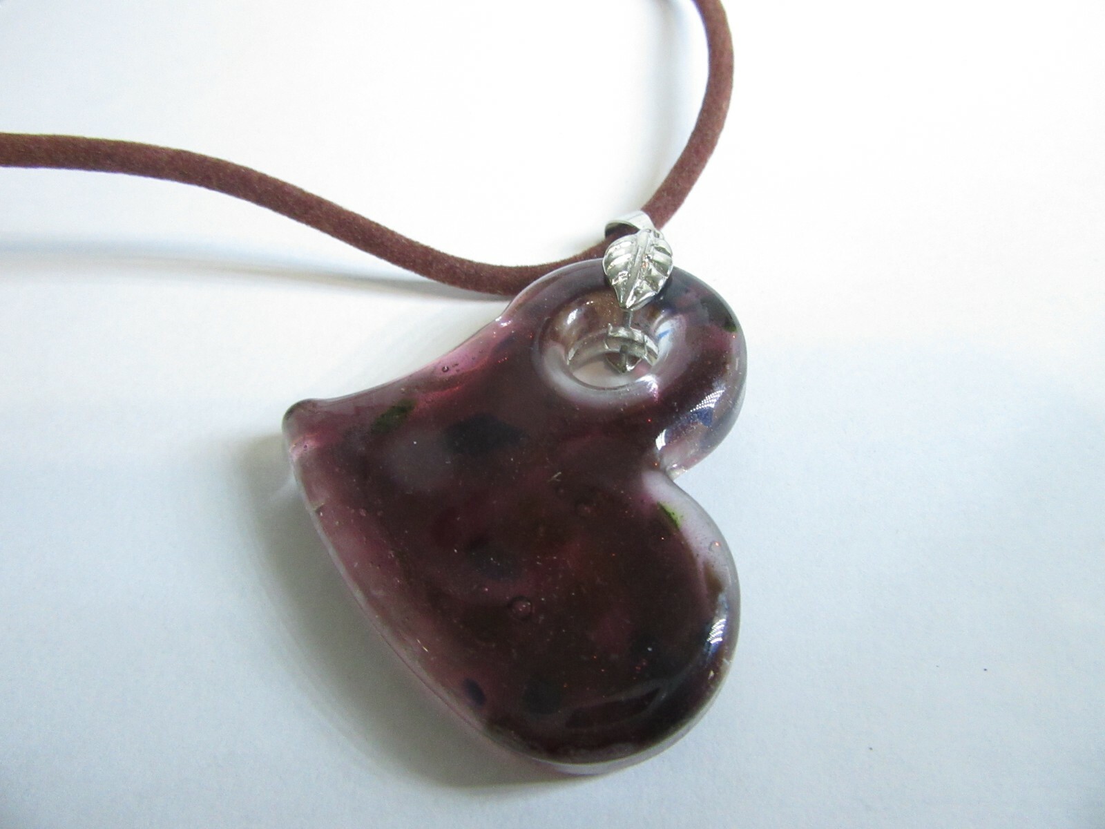 THICK ART GLASS WITH GOLDSTONE HEART PENDANT NECKLACE CONTEMPORARY MODERN