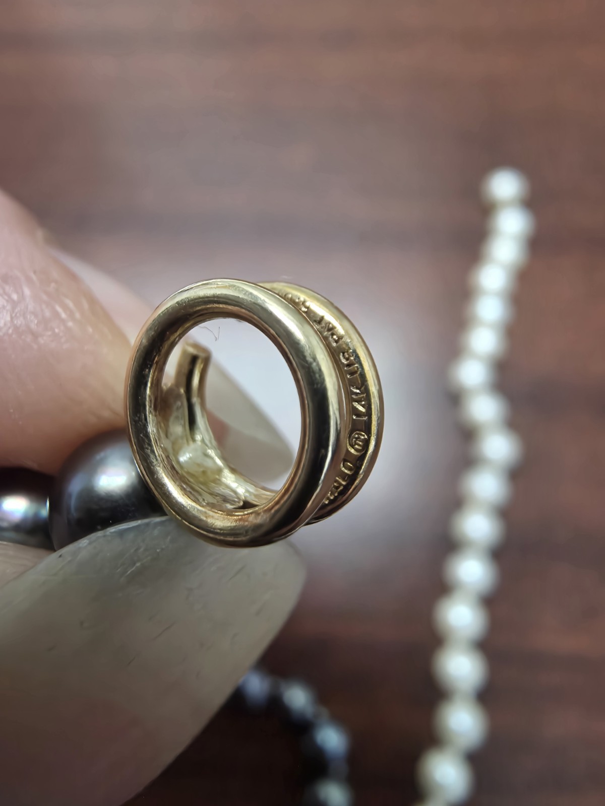 Black & White Round Pearl Beaded Strand Necklace, Yellow Gold Spring Ring 14K