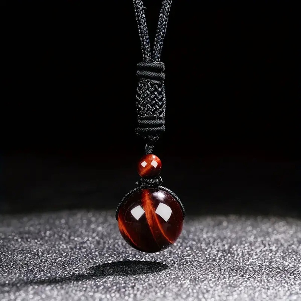 Natural Red Tiger’s Eye Stone 16mm Bead Pendant Necklace Healing Crystal Amulet