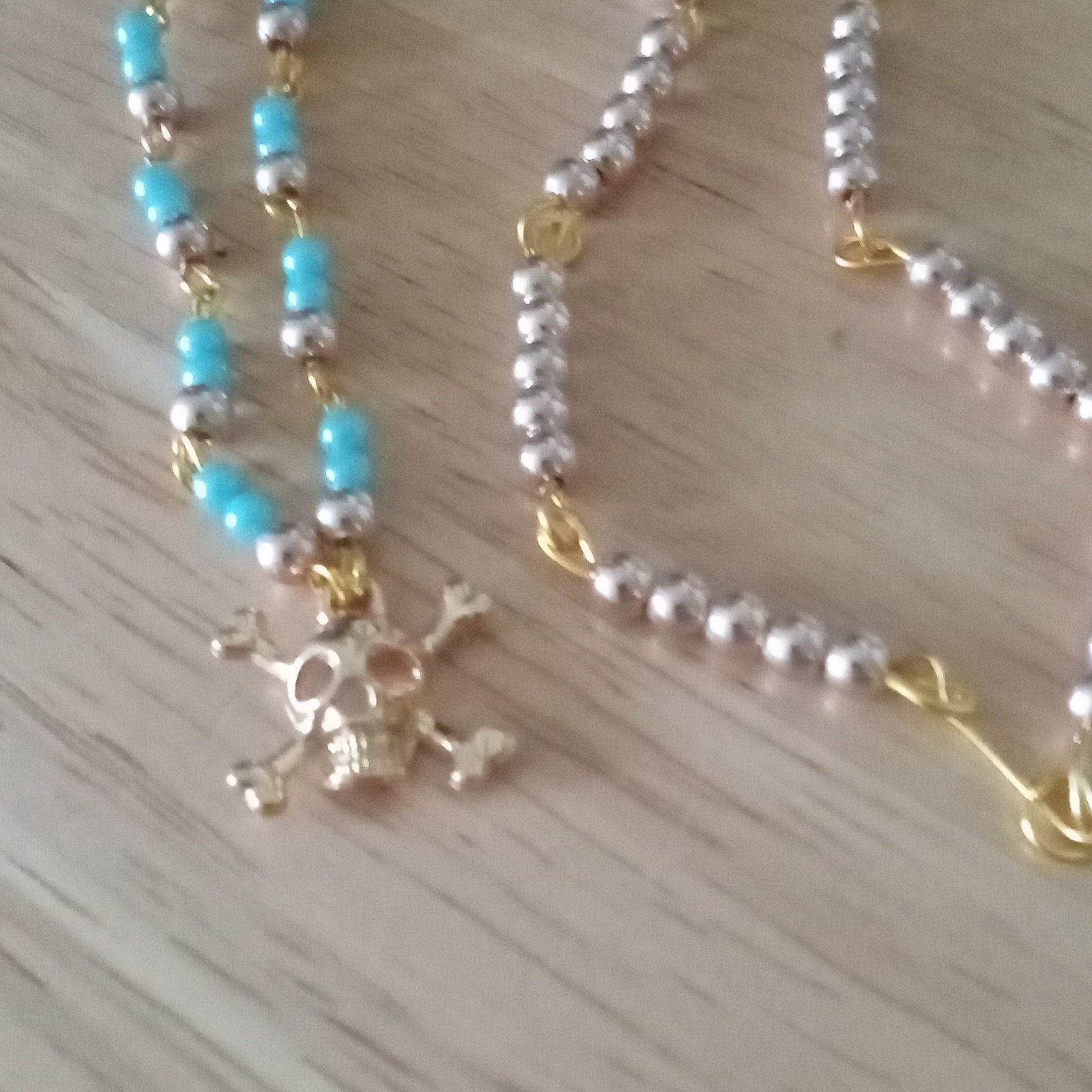 Blue & Silver Beaded Ball Chain Necklace Gold Tone Skull Charm Pendant