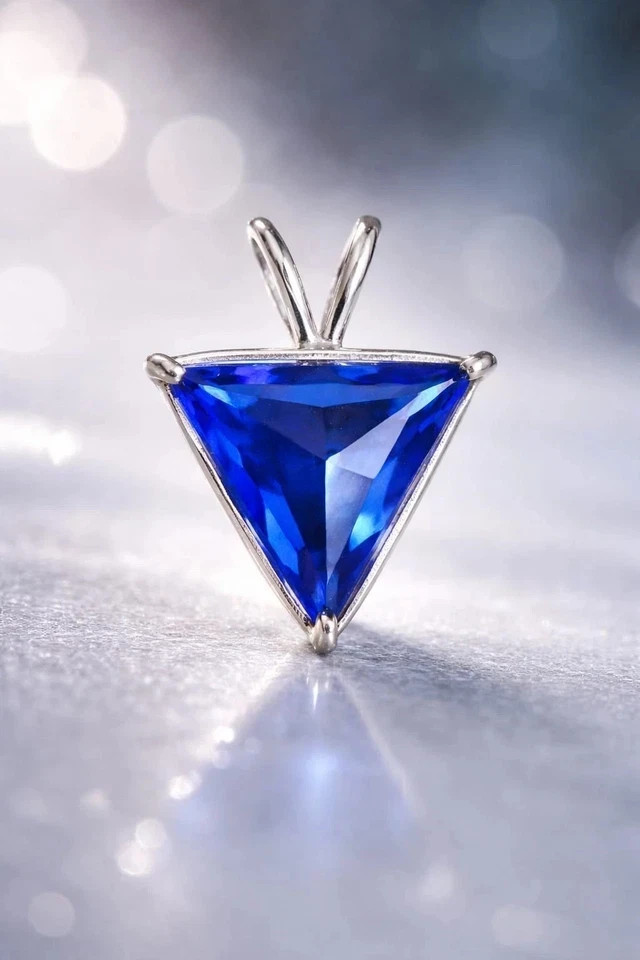 19.05 Ct Flawless Blue Color Sapphire Trillion 925 Solid Silver Pendant Gemstone
