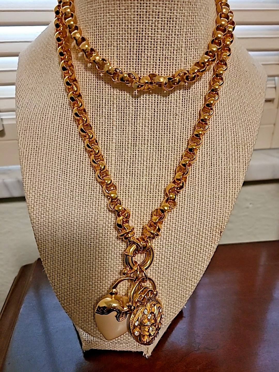 Signed Joan Rivers Chunky Rolo Chain 2 Heart Charm Pendant Necklace Joan Rivers