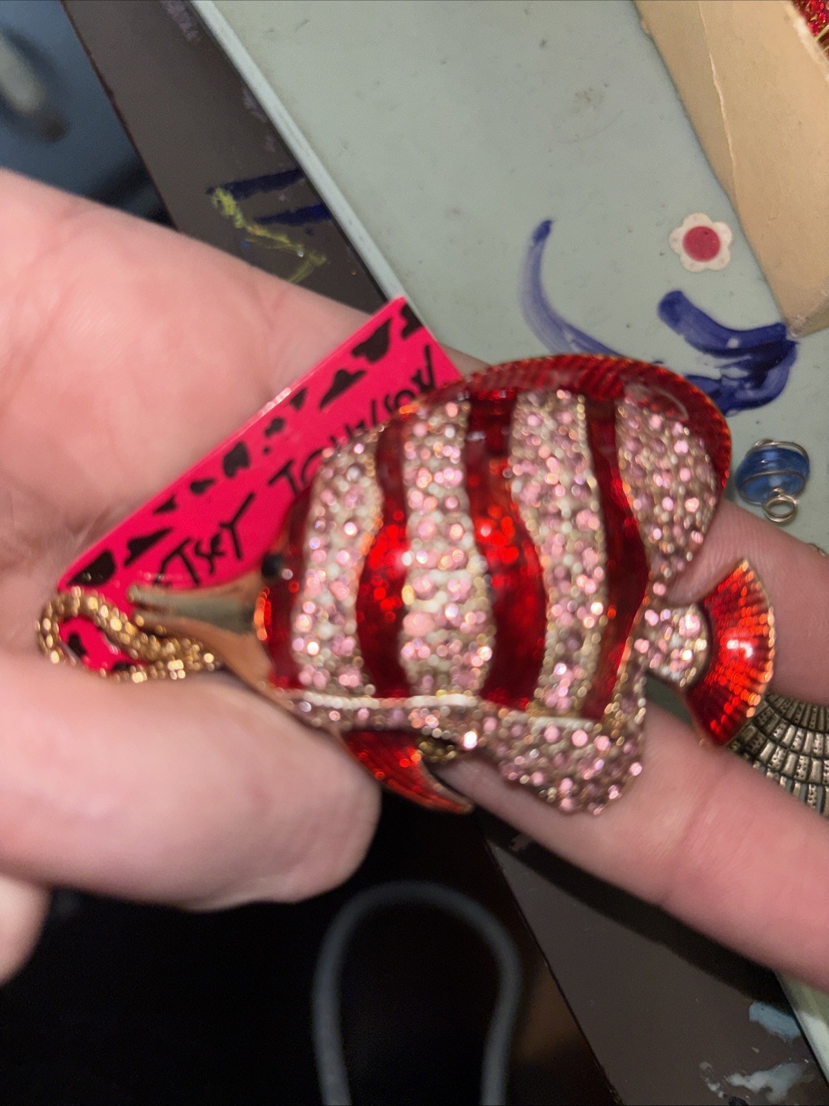 NWT-Betsey Johnson Pink & Red Striped AngelFish Pendant Brooch Goldtone Necklace