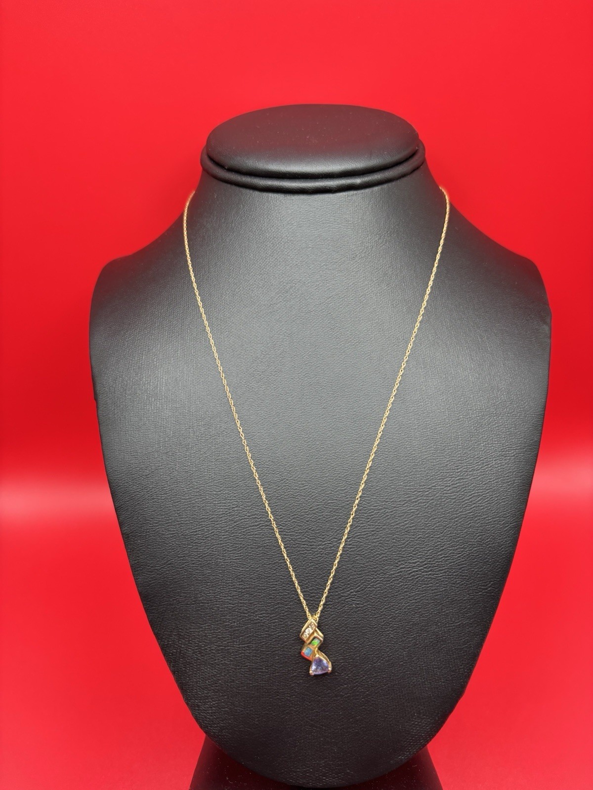 14k Yellow Gold Necklace Diamond and Tanzanite Pendant
