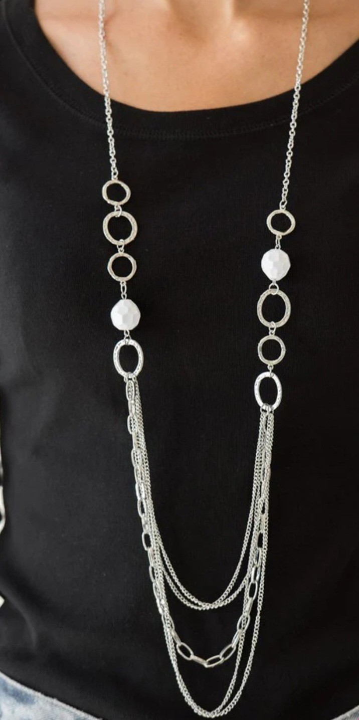 Paparazzi Margarita Masquerade White Necklace. New with Tags