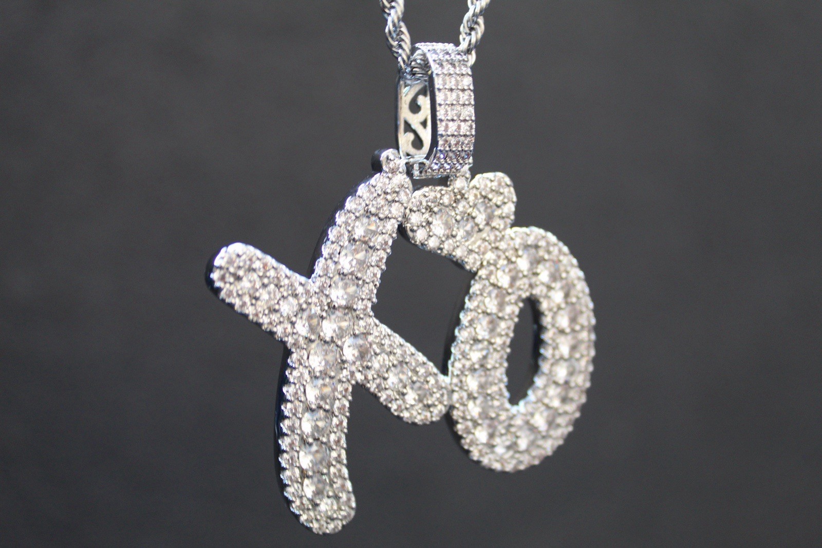 XO Chain – Iced Out XO Pendant &Stainless Steel Chain
