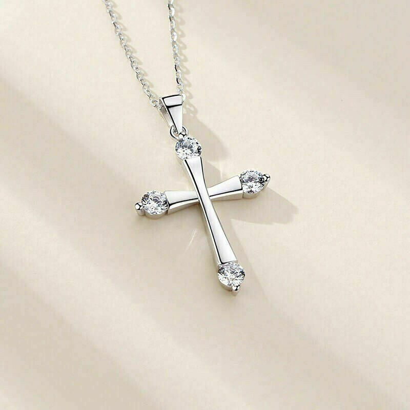 2 Ct Round Cut Diamond VVS1/D Woman’s Pendant With Chain 14K White Gold Finish