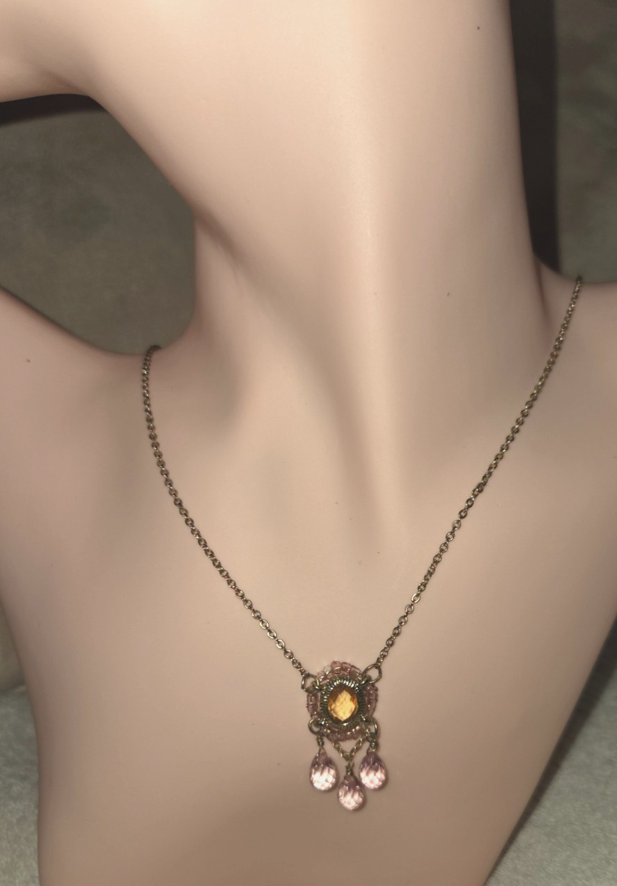 Necklace Pendant, Dana Kellin for Target, Fashion Jewelry, GUC, 16-20 in., Nice!