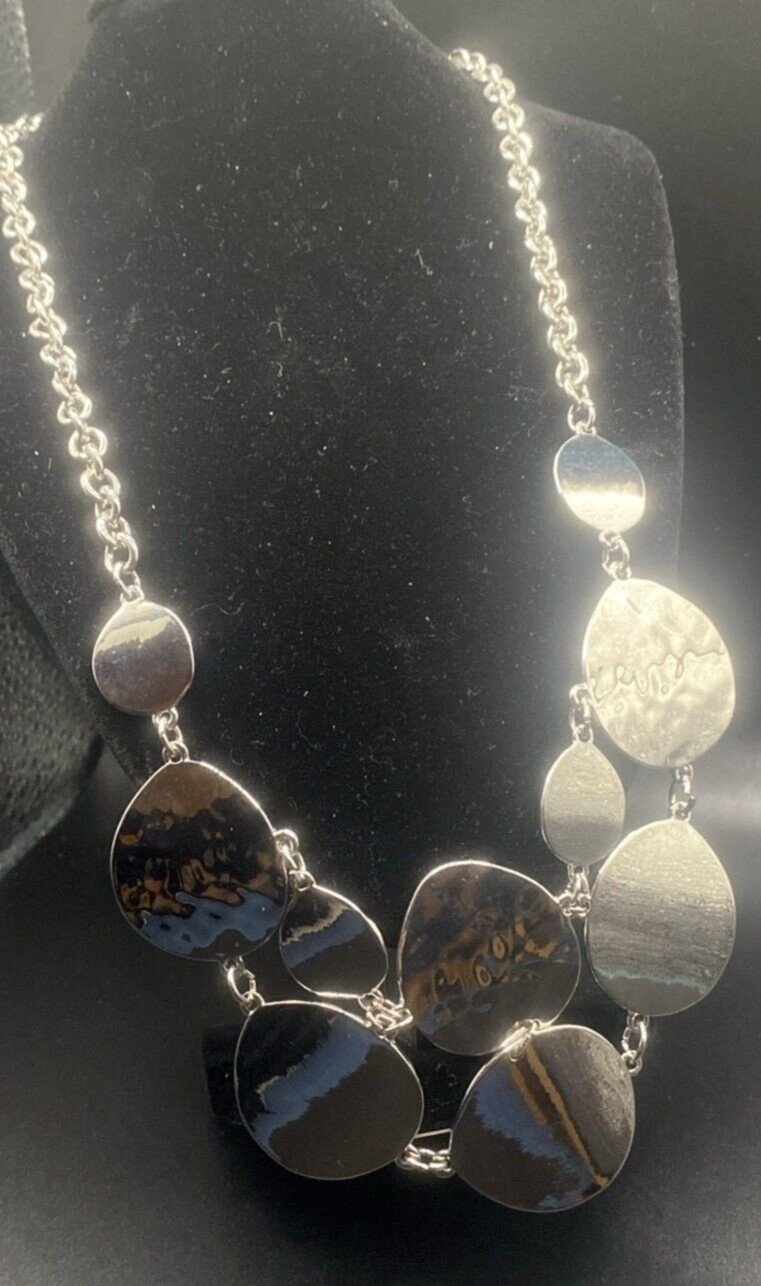 New Directions 20″ Bib Necklace Polished & Hammered Discs Thick Rolo Chain NWT