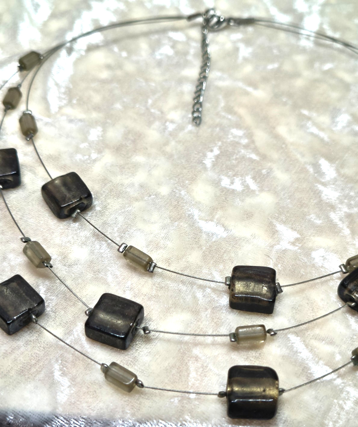 Avon Triple Strand Floating Bead Necklace Grey Glass Wire Collar 40-46cm