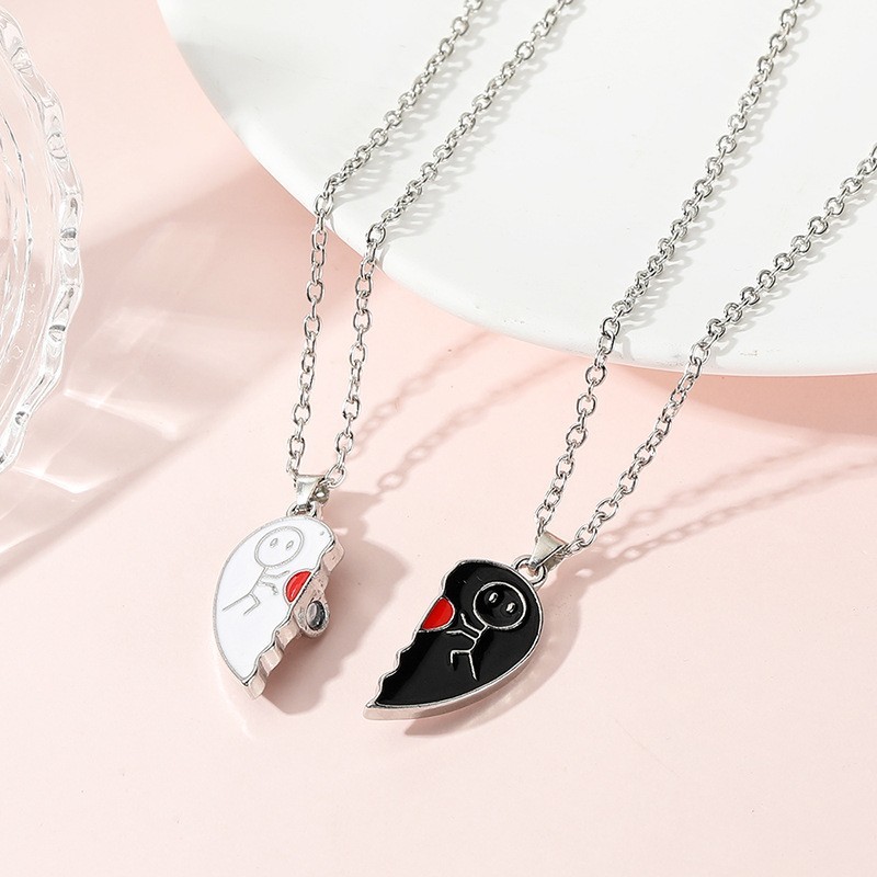 2pcs Magnet Matchstick People Lovers’ Black White Heart Pendant Chain Matching N