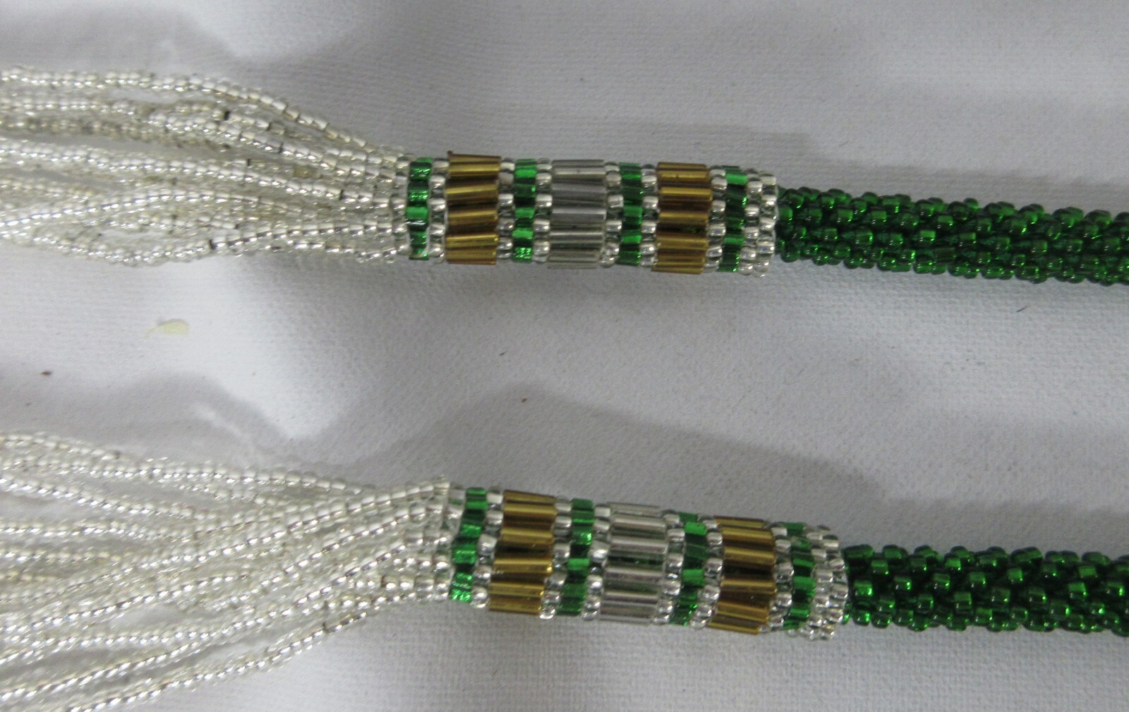 Himalayan Gems Glass Seed Bead Necklace 16″ Long Made in Nepal BEAUTIFUL