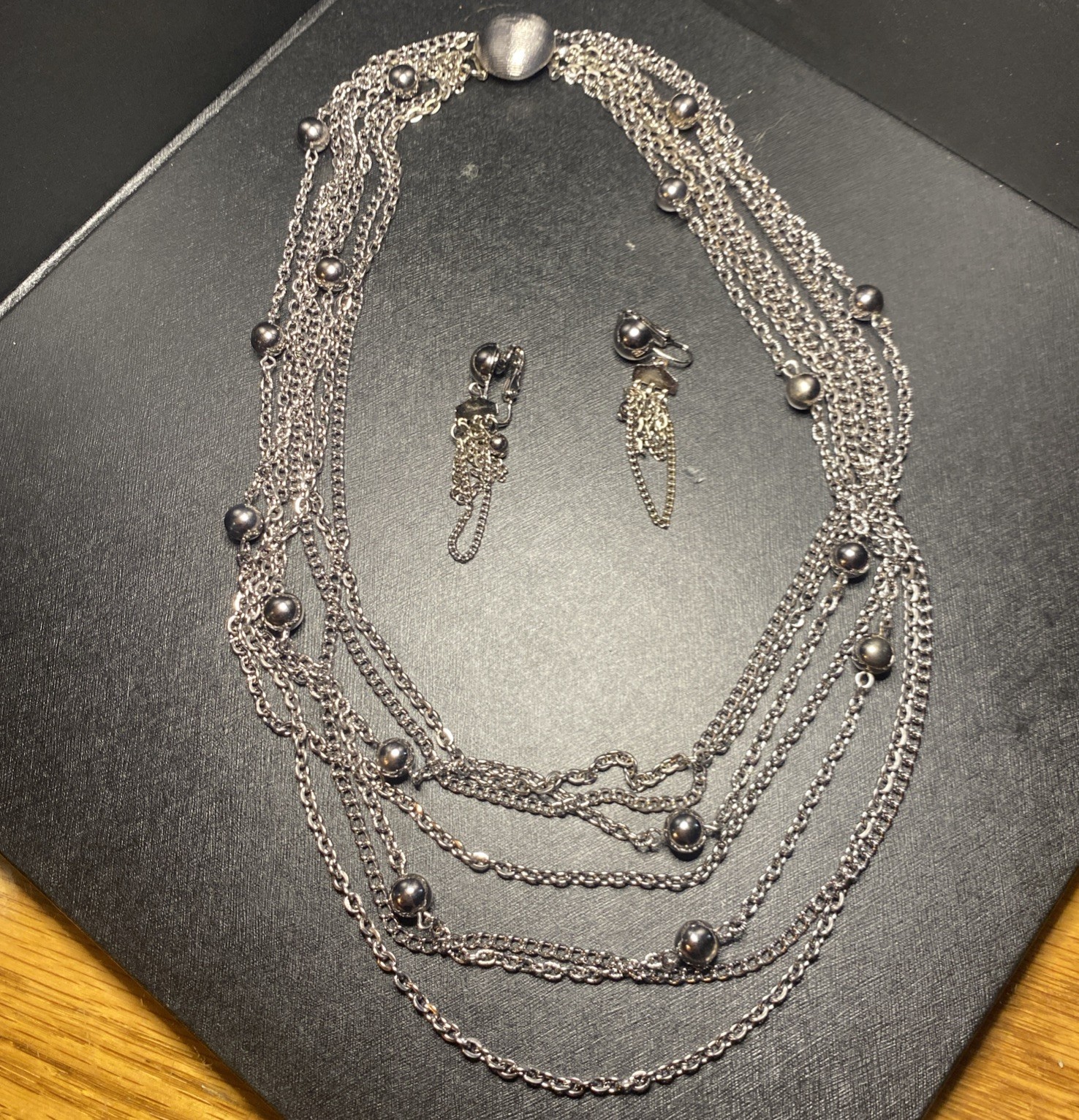 VTG Retro 7 Strand Gunmetal Silver toned Chain + Ball Necklace Earrings Set