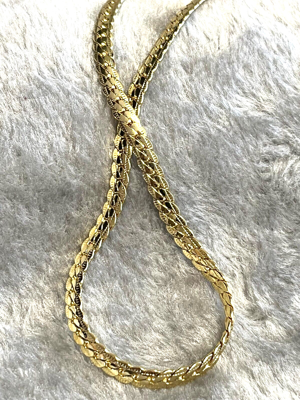 Super Nice 18K Gold Plated Sideways Chain 6mm Wide 20″ Long -Fast Free Shipping