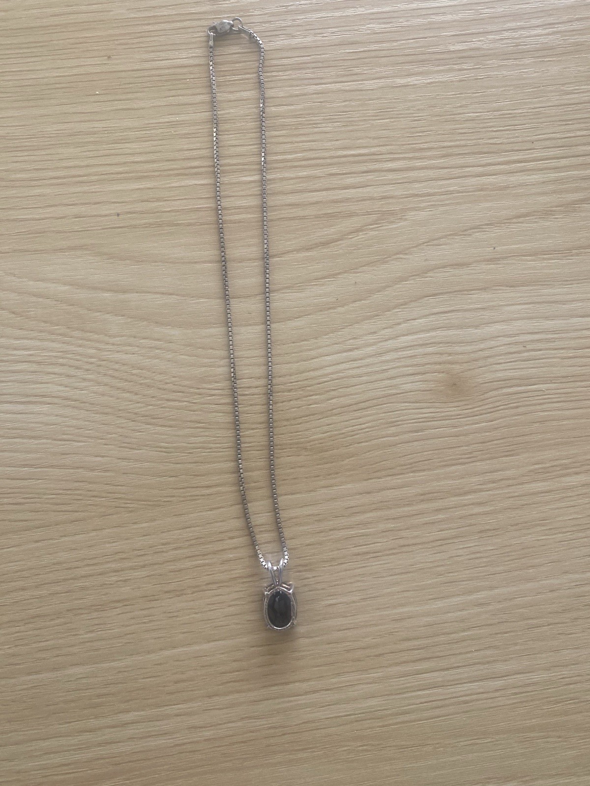Silver Tone Box Chain Necklace Oval Black Stone Charm Pendant Lobster Bezel