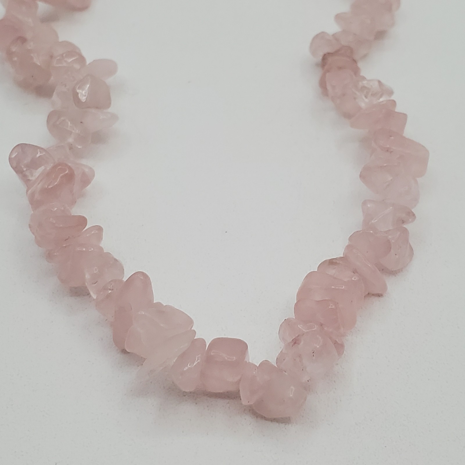 Rose Quartz Gemstone Chip Bead Necklace 23in Pale Pink Stones Magnetic Clasp VTG