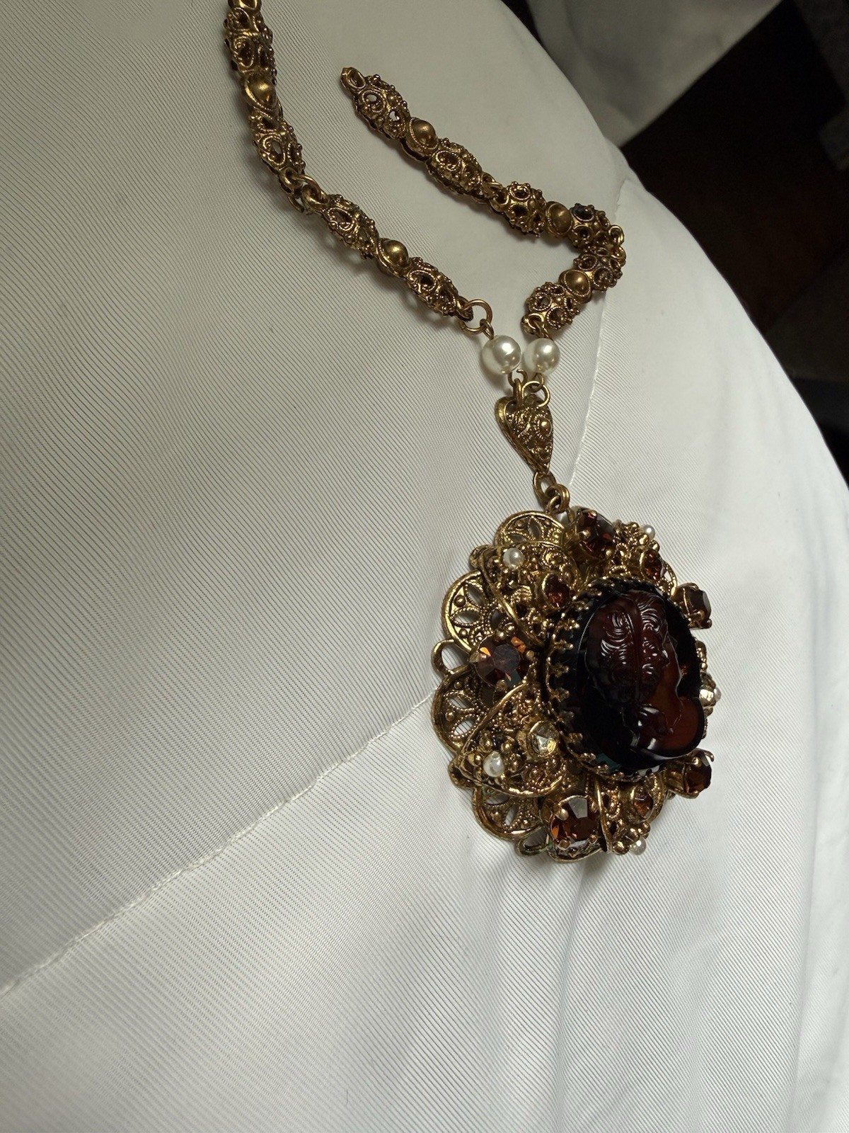 Vintage Unsigned West Germany Filigree Cameo Necklace Root Beer Glass Ornate