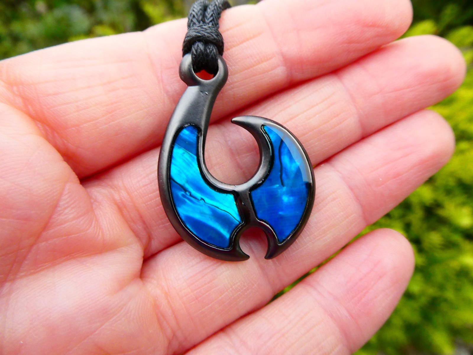 New Zealand Abalone Paua Shell Maori Koru Pendant 18″/46cm Black Cord Necklace