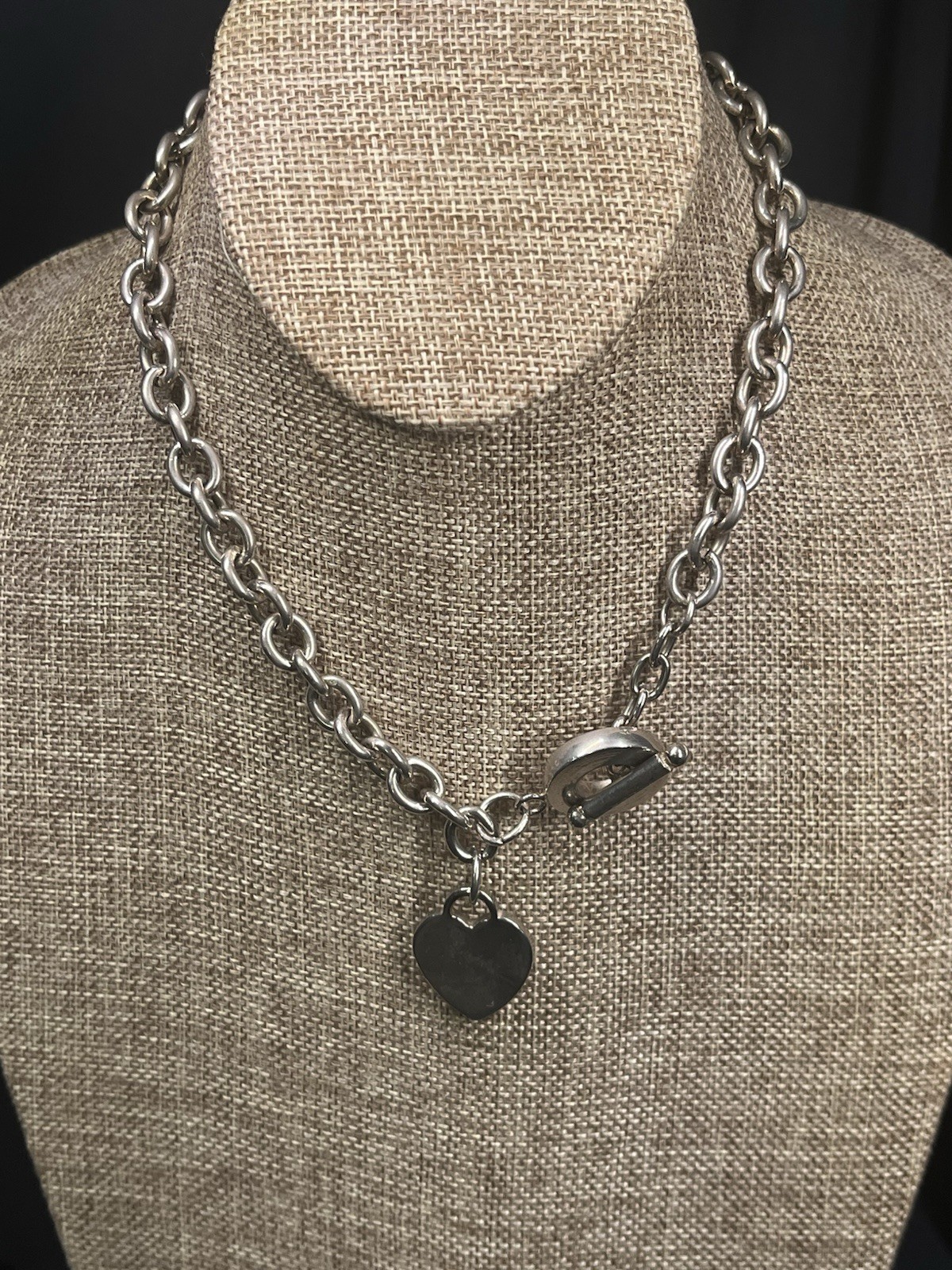 VINTAGE STAINLESS STEEL 16” TOGGLE HEART NECKLACE 10MM ROLO CHAIN