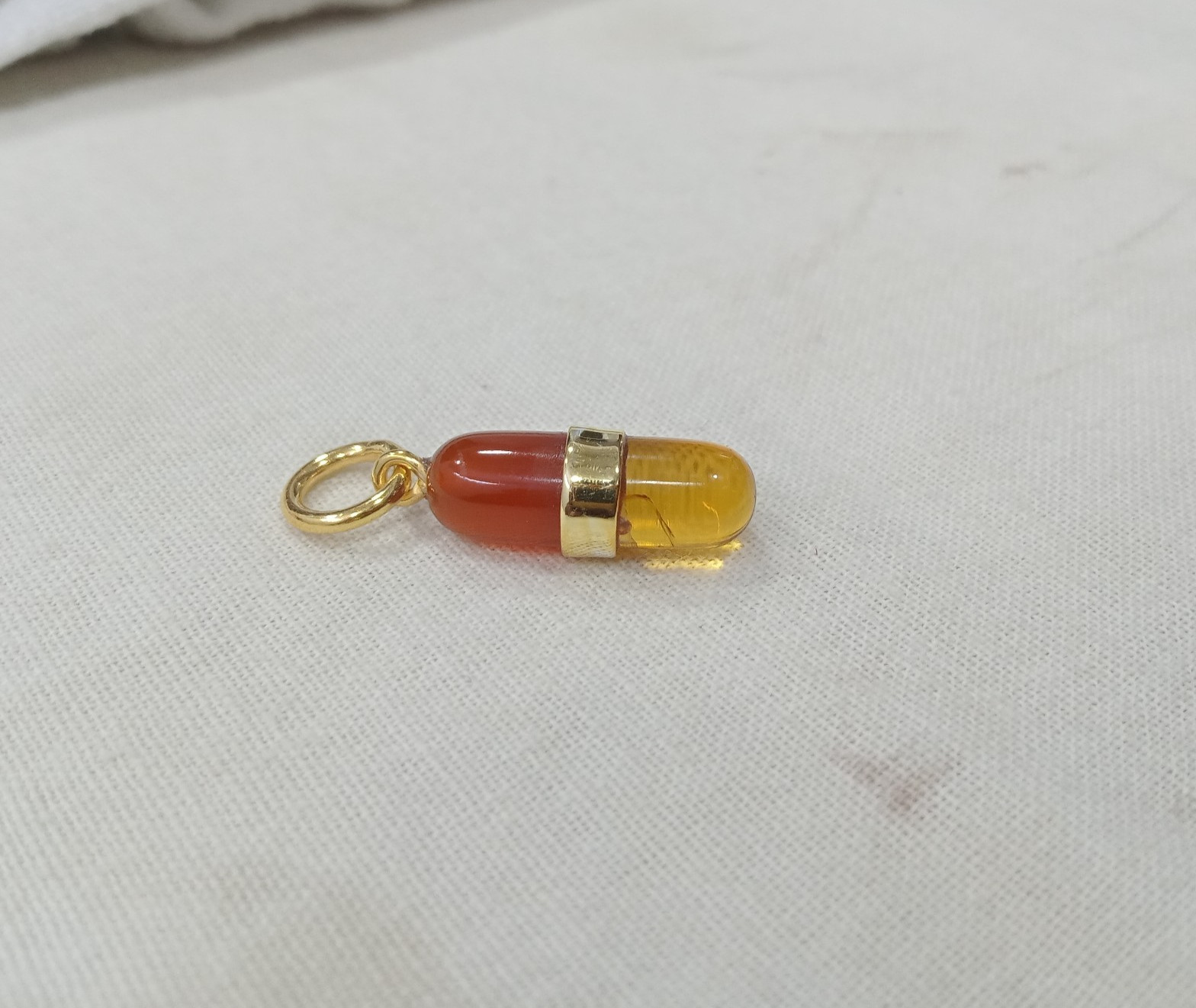 Vermeil Pill Capsule, 18k Gold Pill Charm, Carabiner, Pill Pendant, Tases Stones