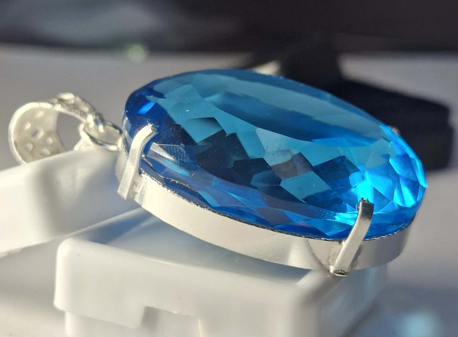 112.00 Ct Flawless Blue Topaz Oval Cut Lab Created Loose Gemstone SP1125
