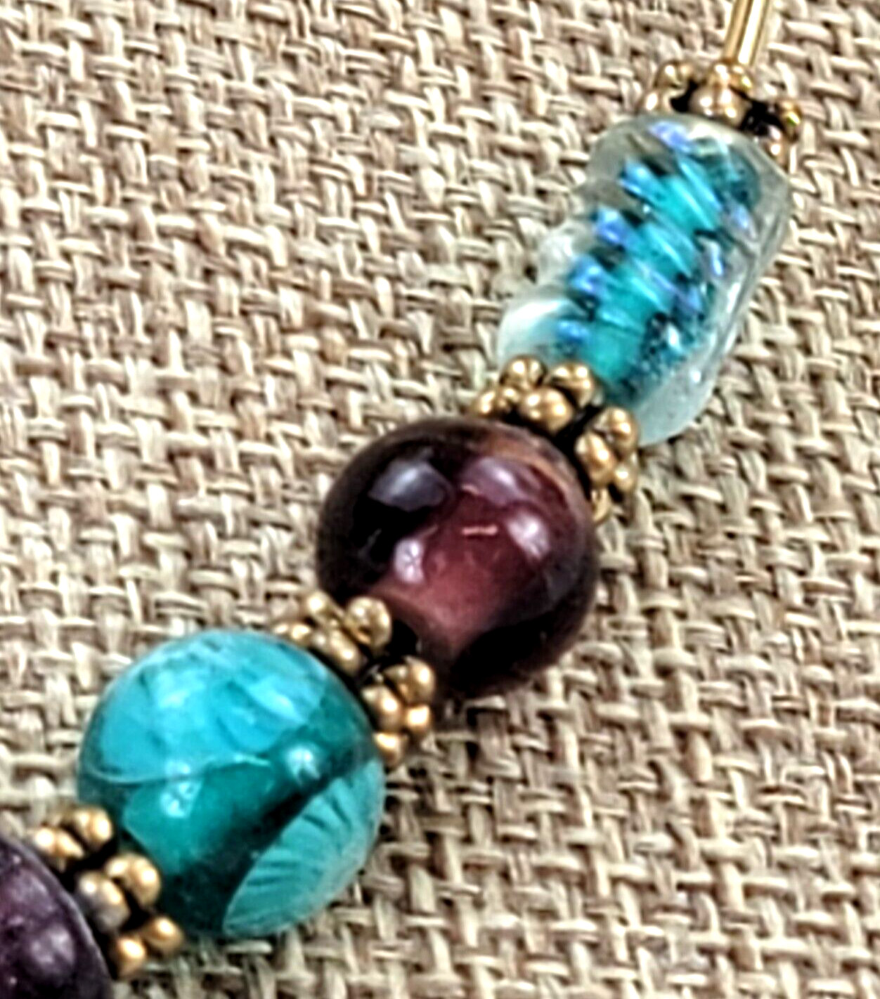 Purple And Green Glass Bead Wire Choker Necklace 15 in Gold Tone