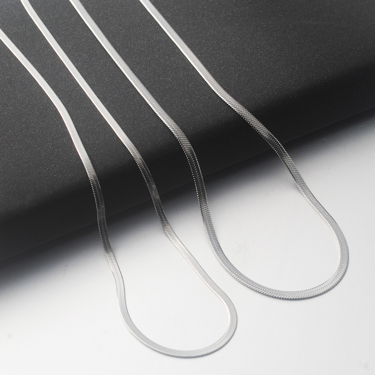 Wholesale New Stainless Steel Silver Gold 3MM Flat Snake Chain Necklace 16″- 24″