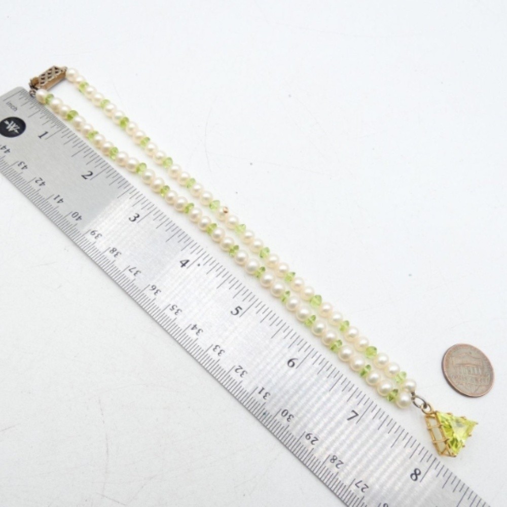 Pearl and Peridot Beaded 15″ necklace with green triad cut crystal