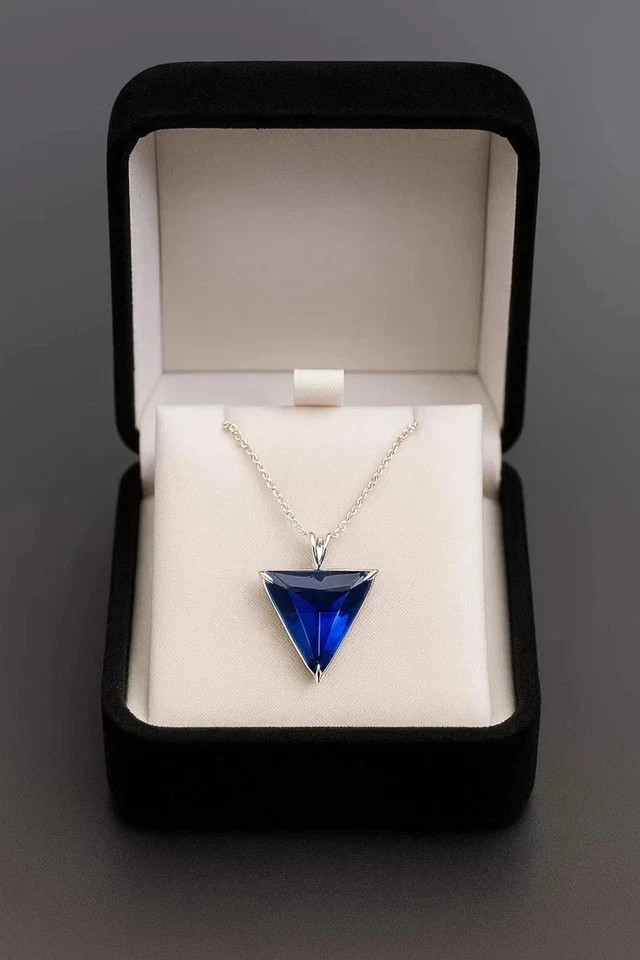 19.05 Ct Flawless Blue Color Sapphire Trillion 925 Solid Silver Pendant Gemstone