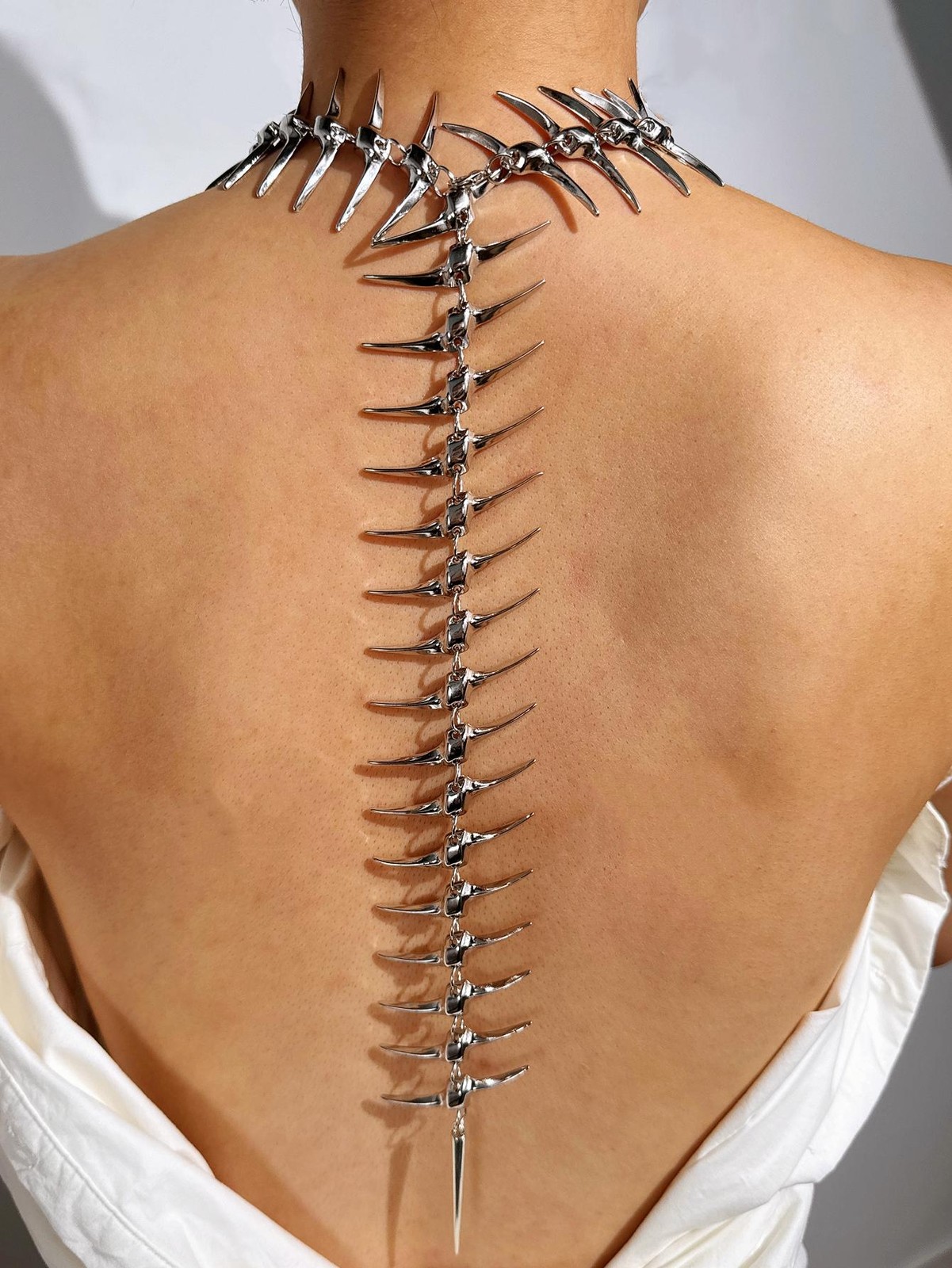 Women’s Thorn Skeleton Alloy Necklace Gothic Punk Hip Hop Pendant Jewelry Gift