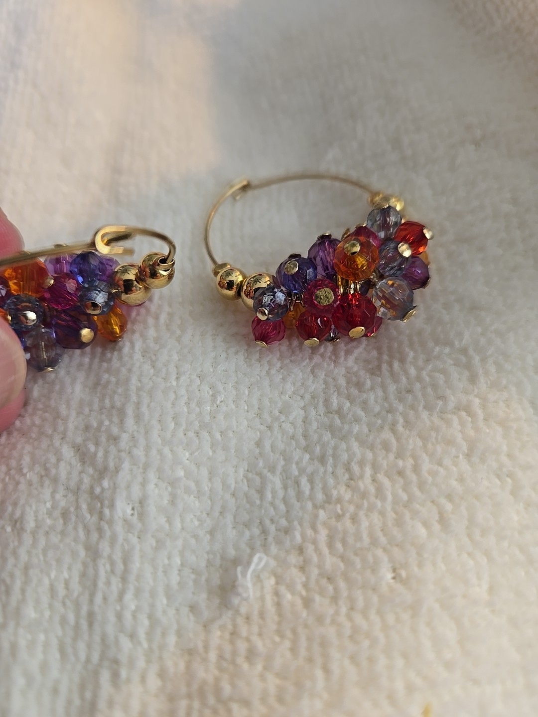 Women’s Hoop earings with beads.